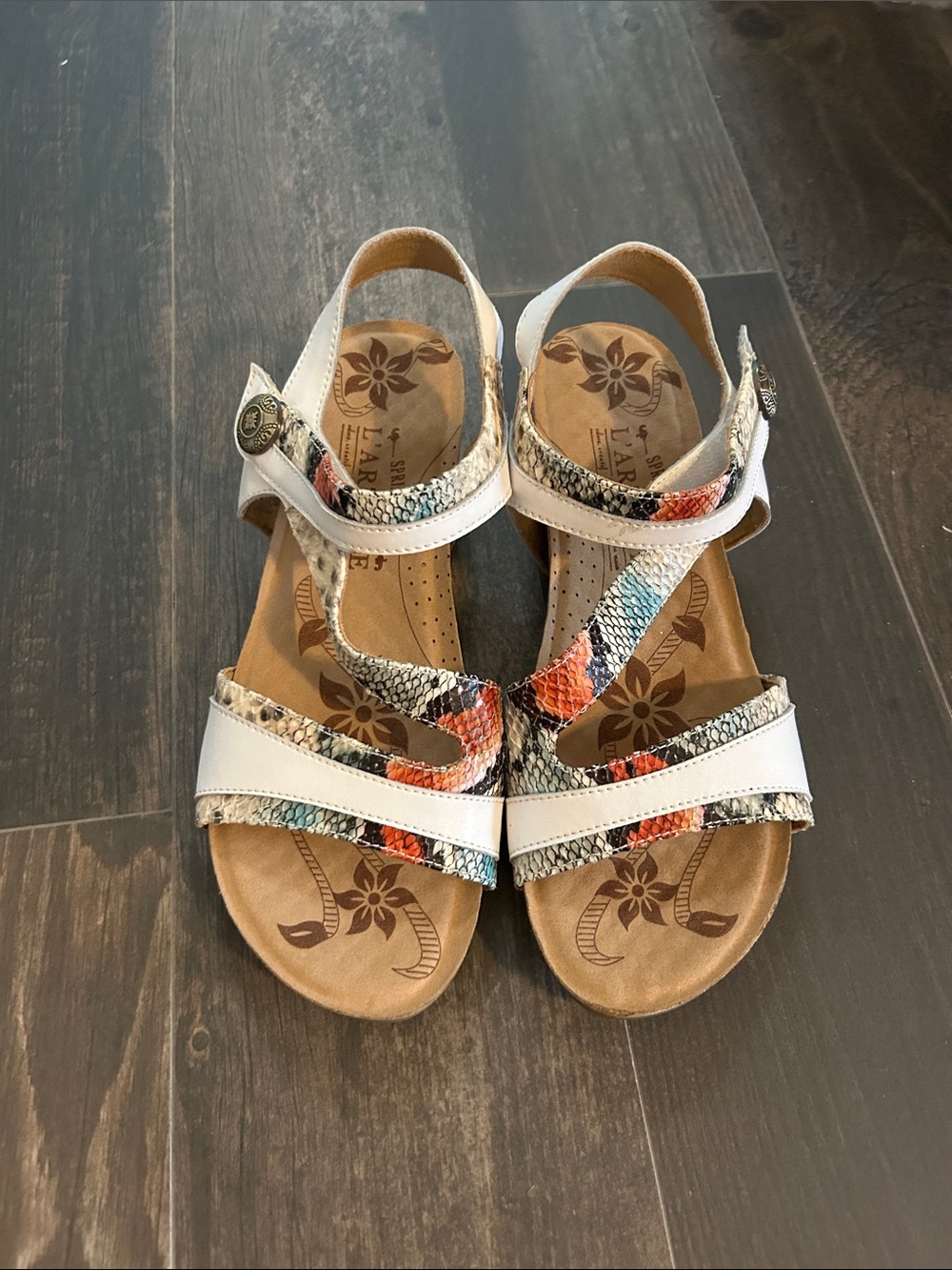 L'ATISTE White Sandals with Multicolor Snake-Print Accents New Tag w/o Box